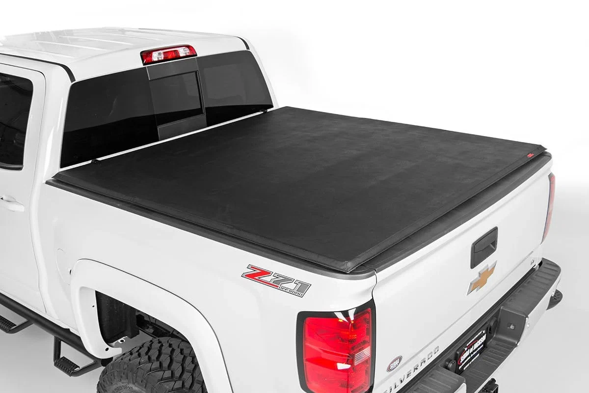 Soft Tri-Fold Bed Cover - 6'7_ Bed - Chevy_GMC 1500 (00-06 & Classic)
